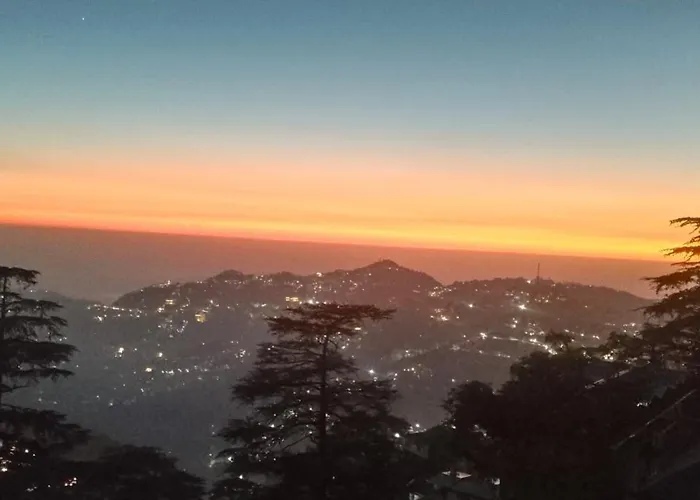 Krishna Hill Stay Near Mall Road